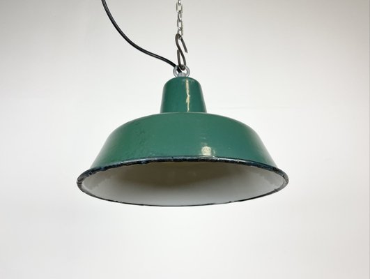 Small Industrial Green Enamel Pendant Lamp, 1960s-CGF-1368580