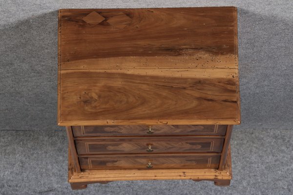 Small Italian Baroque Chest of Drawers in Walnut, 1750s-DXD-1790780