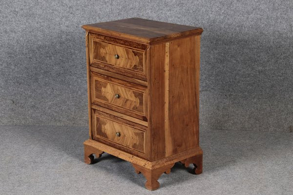 Small Italian Baroque Chest of Drawers in Walnut, 1750s-DXD-1790780