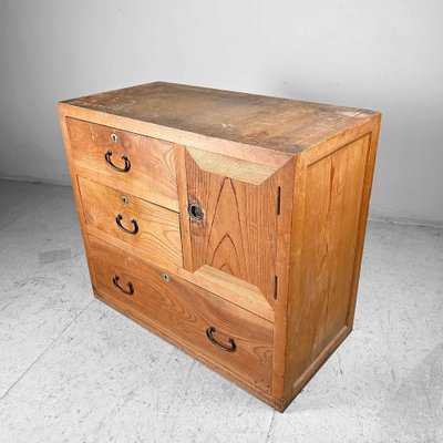 Small Japanese Tansu Storage Cabinet, 1938-DWL-1761130