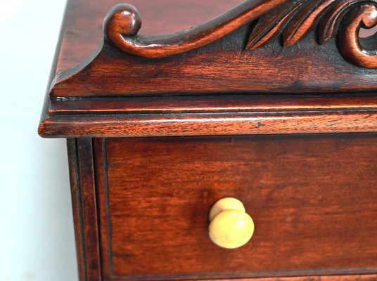 Small Mahogany Chest of Drawers, 1960-RVK-1406559