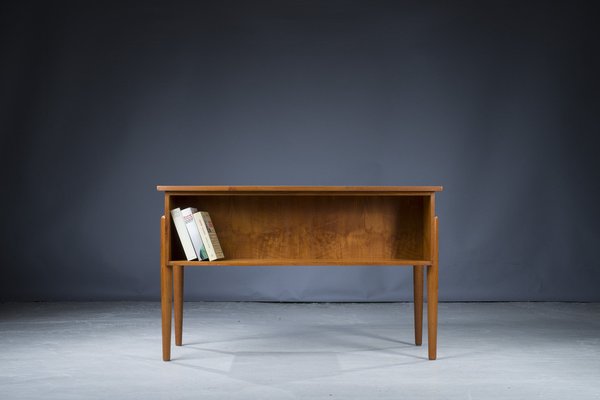 Small Mid-Century Danish Teak Desk, 1970s-ZZH-1283352