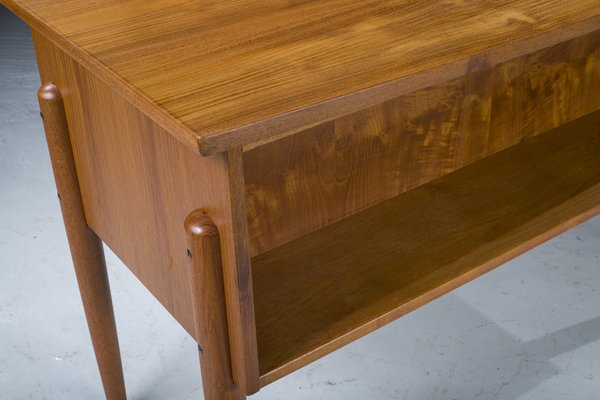 Small Mid-Century Danish Teak Desk, 1970s-ZZH-1283352