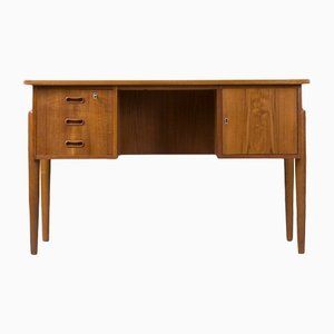 Small Mid-Century Danish Teak Desk, 1970s-ZZH-1283352