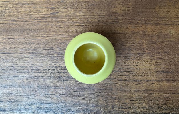 Small Mid-Century Minimalist German Studio Pottery in Yellow Vase from Bückeburg Keramik, 1960s-UAH-1760242