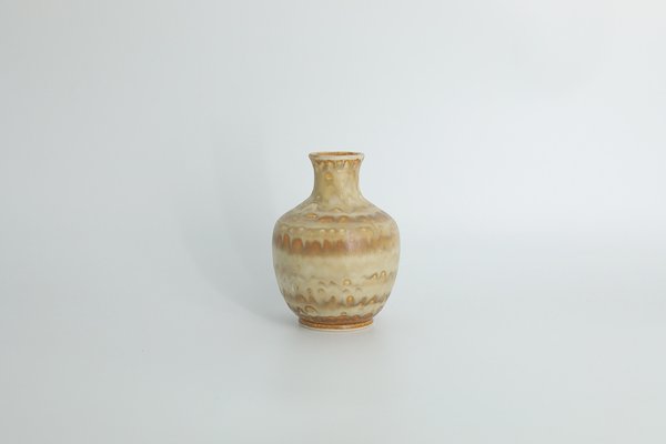 Small Mid-Century Scandinavian Modern Collectible Beige Stoneware Vase by Gunnar Borg for Höganäs Keramik, 1960s-ZAA-1779506