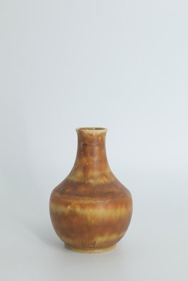 Small Mid-Century Scandinavian Modern Collectible Brown Stoneware Vase by Gunnar Borg for Höganäs Ceramics, 1960s-ZAA-1780049