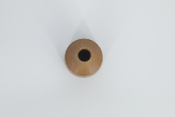 Small Mid-Century Scandinavian Modern Collectible Caramel Stoneware Vase by Gunnar Borg for Höganäs Ceramics, 1960s-ZAA-1784371