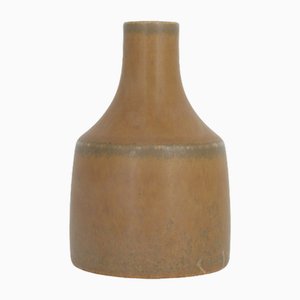 Small Mid-Century Scandinavian Modern Collectible Caramel Stoneware Vase by Gunnar Borg for Höganäs Ceramics, 1960s-ZAA-1784371