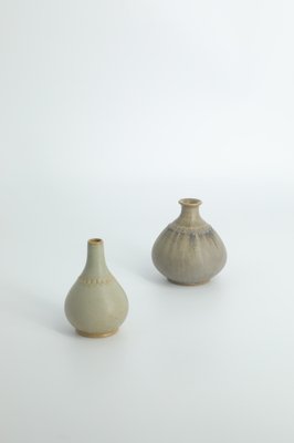 Small Mid-Century Scandinavian Modern Collectible Pistachio Stoneware Vases by Gunnar Borg for Gunnars Ceramics Höganäs, 1960s, Set of 2-ZAA-1800990