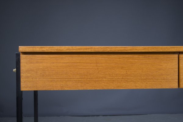 Small Mid-Century Teak Desk, 1970-ZZH-1152821