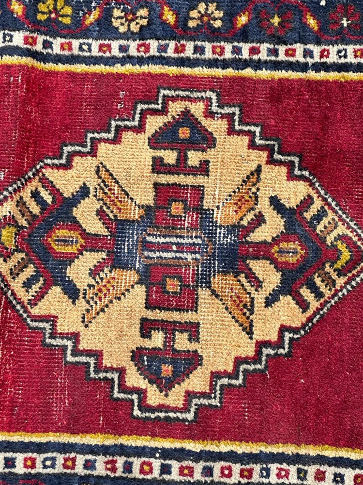 Small Mid-Century Turkish Yastik Rug, 1940s