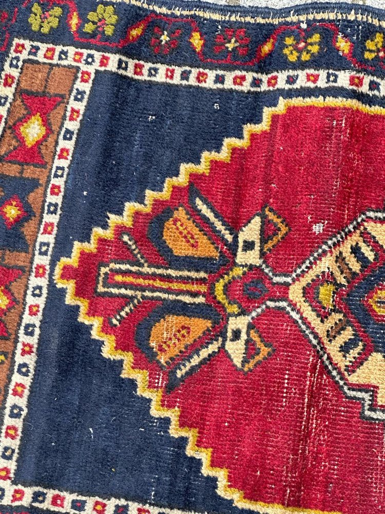 Small Mid-Century Turkish Yastik Rug, 1940s