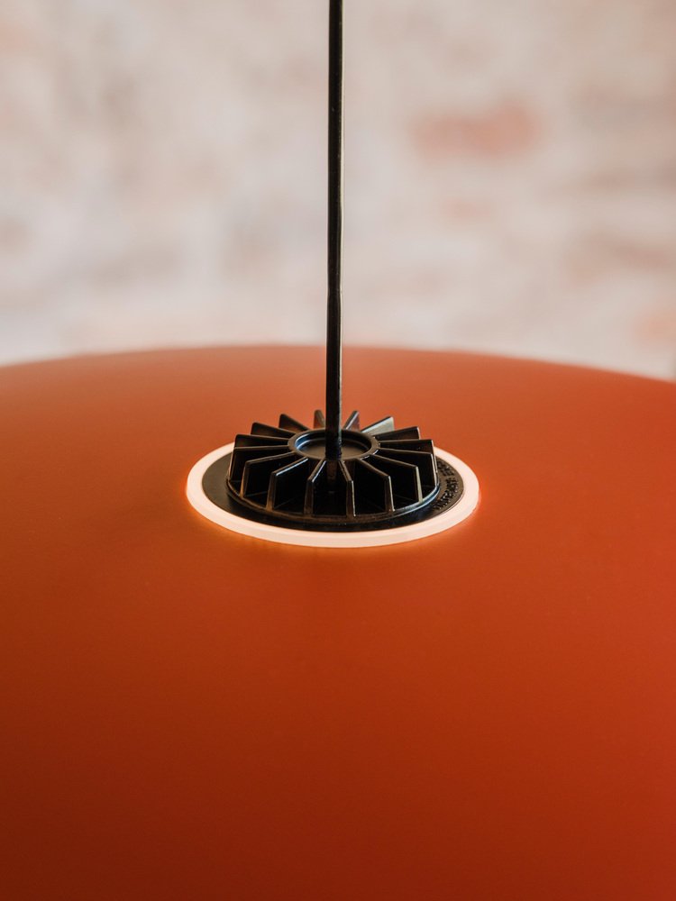 Small Red Headhat Plate Pendant Lamp by Santa & Cole