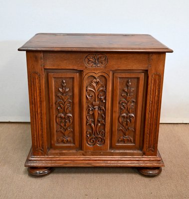 Small Renaissance Oak Chest, Early 1900s-RVK-1420402