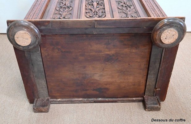 Small Renaissance Oak Chest, Early 1900s-RVK-1420402