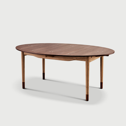 THE SMALL SILVER TABLE (Incl. two extension leaves)