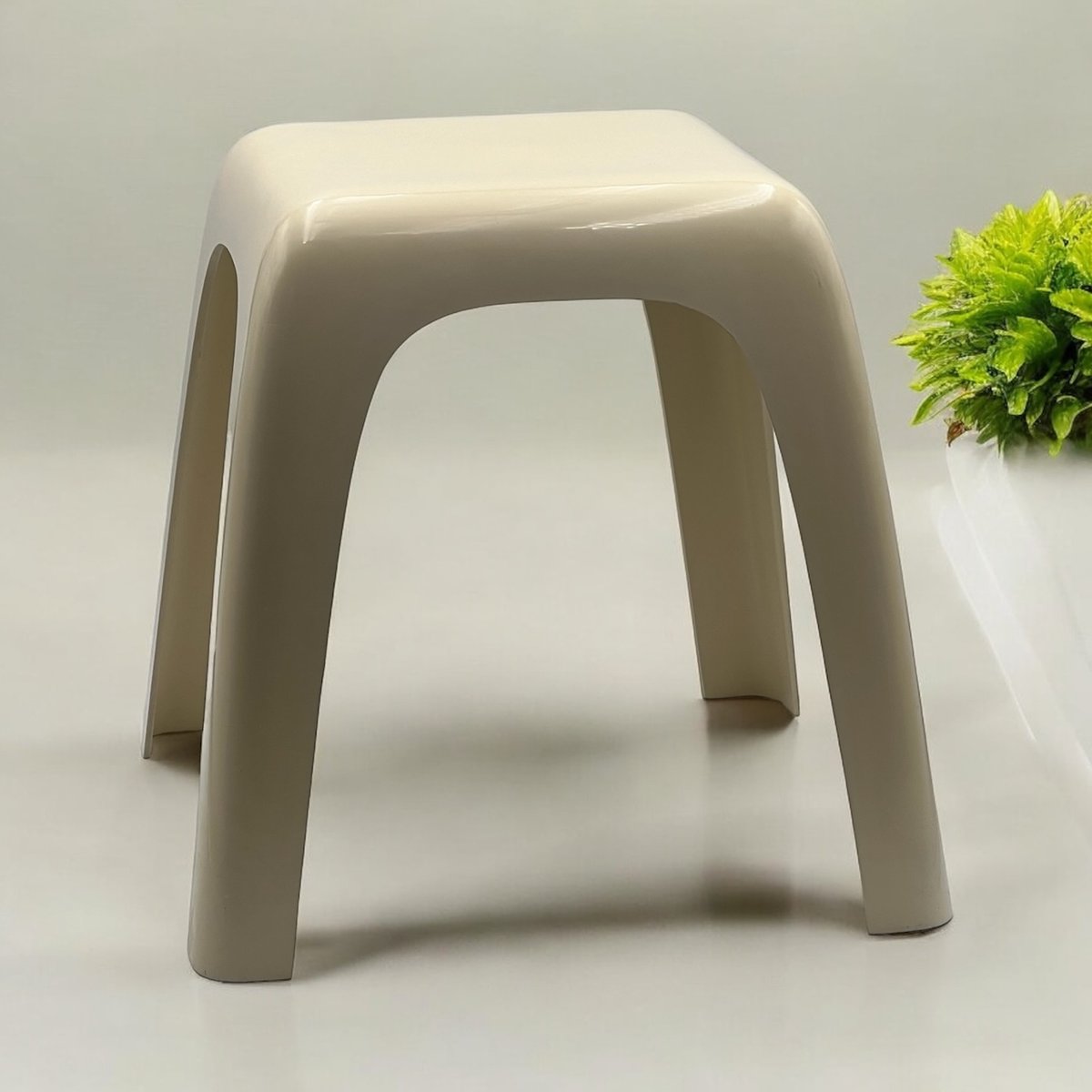 Small Stools by Castiglioni Gaviraghi Lanza for Valenti Milan, 1980s, Set of 2