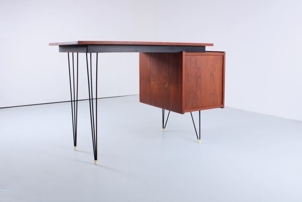 Small Teak Hairpin Writing Desk by Tijsseling from Tijsseling Nijkerk, 1950s-XT-1447233