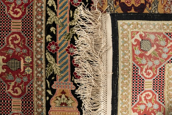 Small Turkish Hereke Rug in Pure Silk-ZVH-1296035