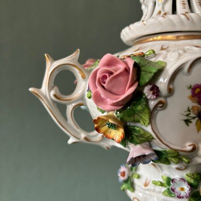 Small Vase with Decorative Flower Details-ALF-2033566