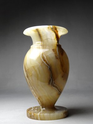 Small Vintage Italian Baluster Vase in Honey Onyx, 1960s-GRD-2021842