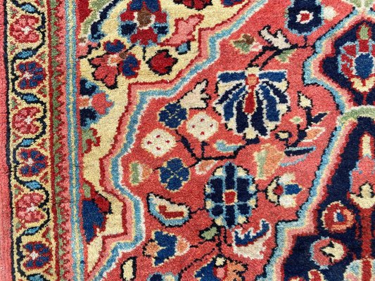 Small Vintage Sarouk Rug-YMM-1062011