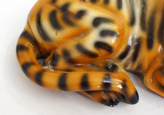 Small Vintage Tiger Sculpture in Polychrome Plaster, 1970s-RNR-1814571