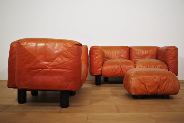 Sofas and Poufs in Orange Leather Marius & Marius by Mario Marenco for Arflex, 1970s, Set of 3-KNM-1049393