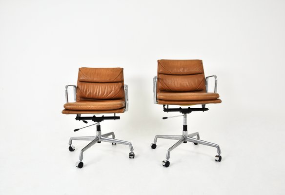 Soft Pad Chairs by Charles and Ray Eames for Herman Miller, 1970s, Set of 2-HFM-2034730