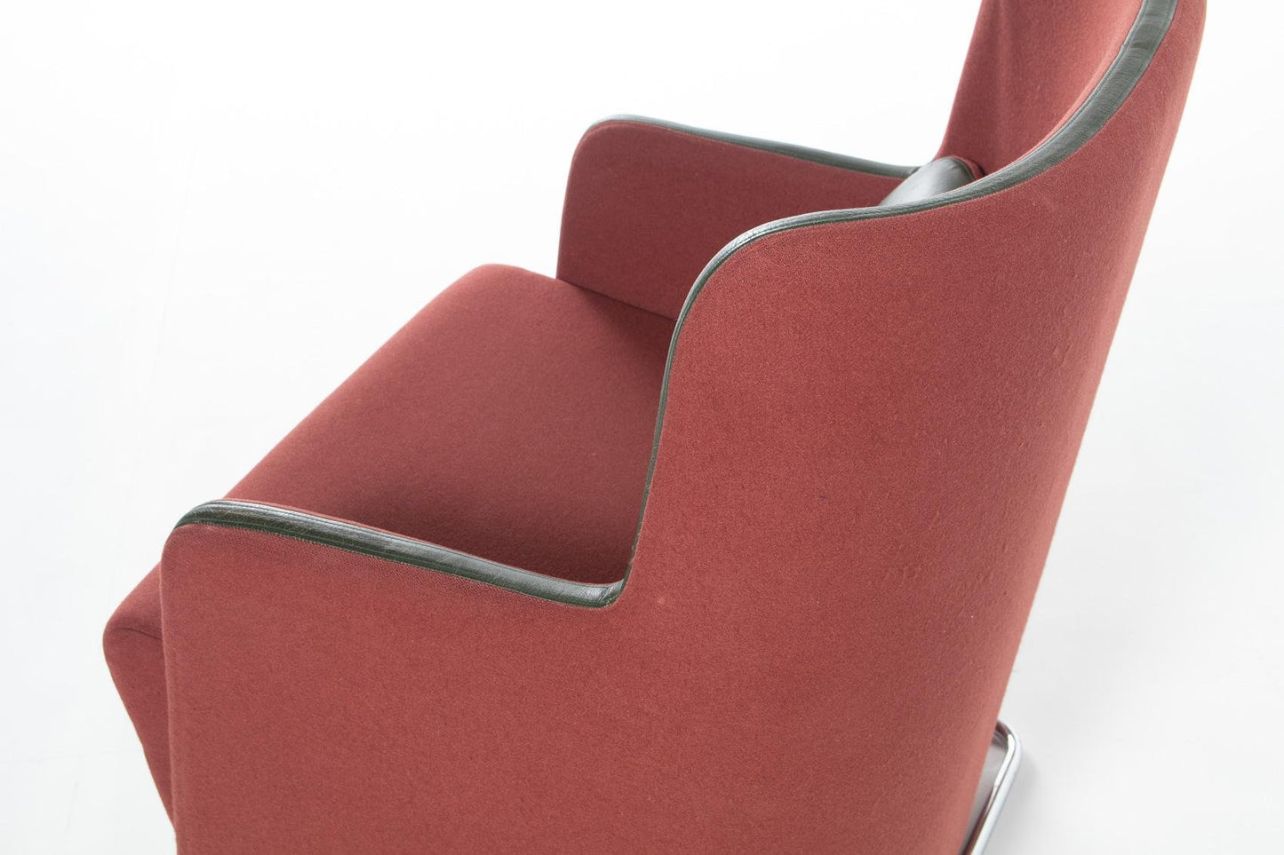 Solo Armchair by Lindau & Lindekrantz for Lammhults