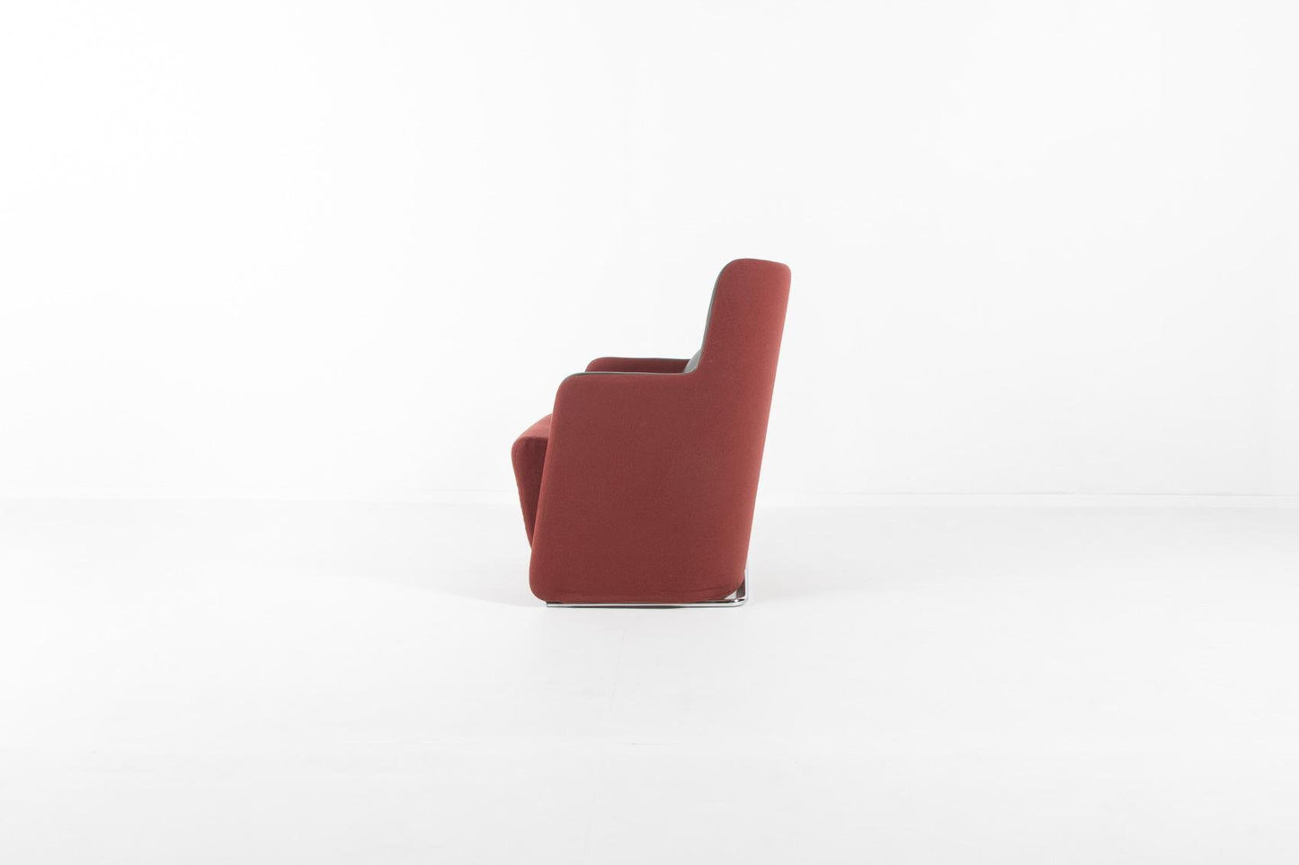 Solo Armchair by Lindau & Lindekrantz for Lammhults