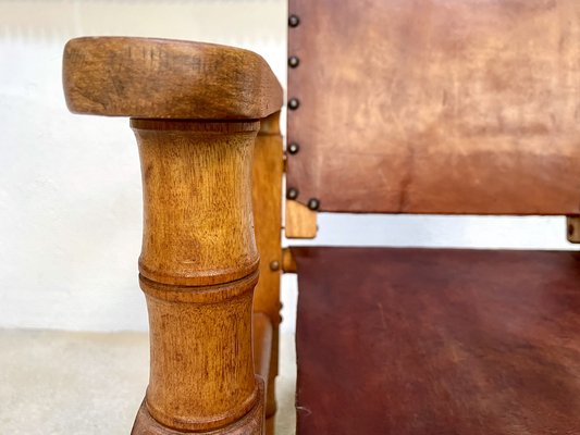 South American Brutalist Leather & Oak Safari Chairs, Colombia, 1960s, Set of 2-JP-1369541