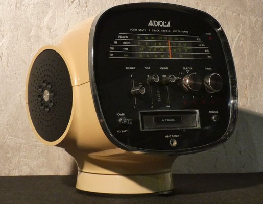 Space Age Model TCM 5500 Solid State 8 Track Stereo Multiband Radio from Audiola Sakura, 1970s-ERB-774230