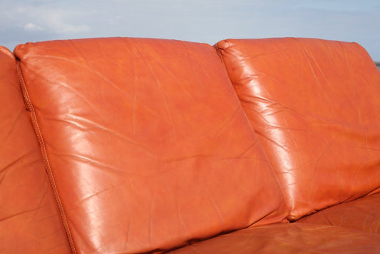 Space Age Sofa in Tan Leather, 1970