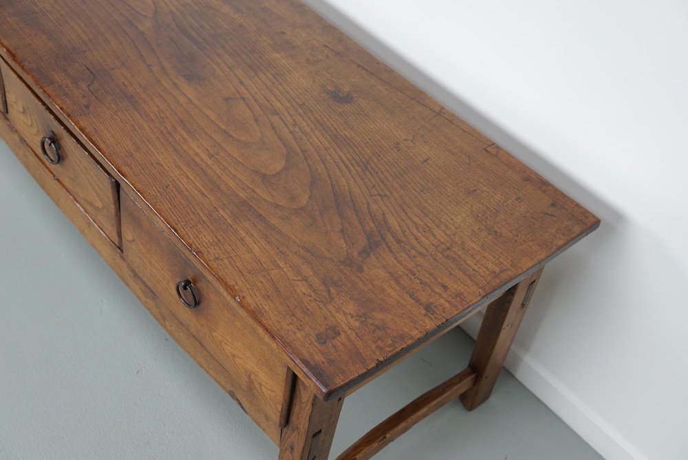 Spanish 18th Century Farmhouse Coffee Table in Chestnut