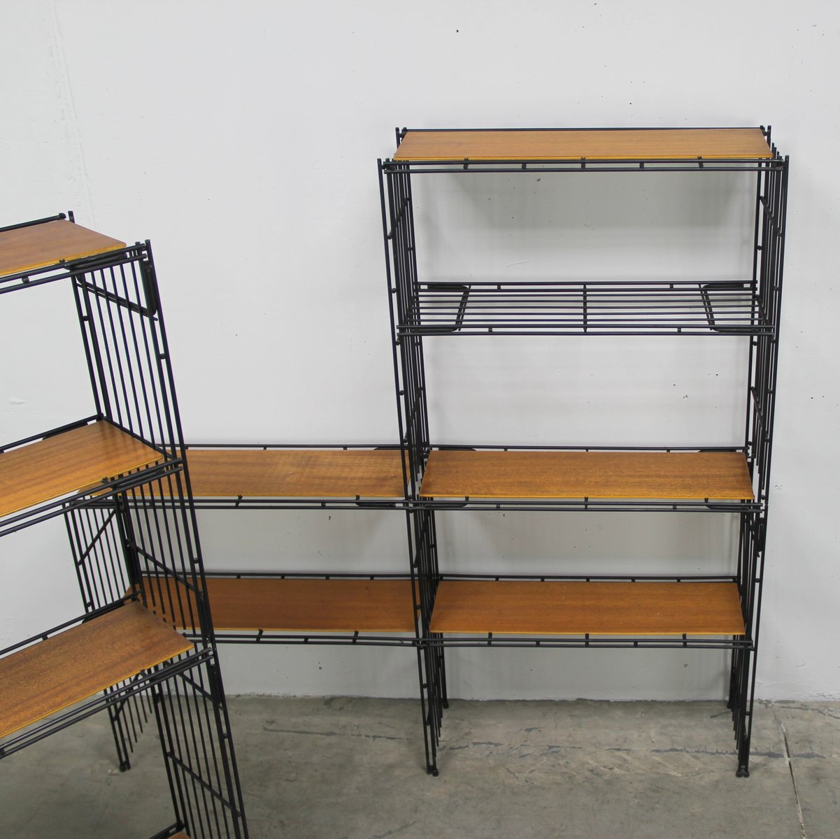 Spanish Modular MULTI STRUX Shelves from Multimueble, 1960s, Set of 19