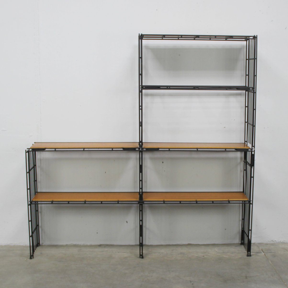 Spanish Modular MULTI STRUX Shelves from Multimueble, 1960s, Set of 19