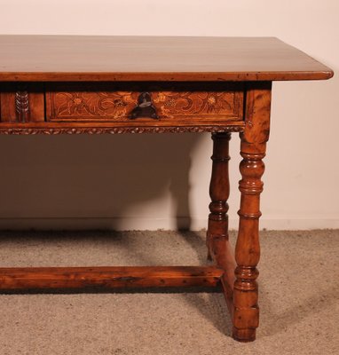 Spanish Renaissance Desk in Walnut, 17th Century-HPU-1767628