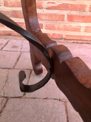 Spanish Side Table in Chestnut with Carved Lyre Legs, 18th-Century-NOU-828497