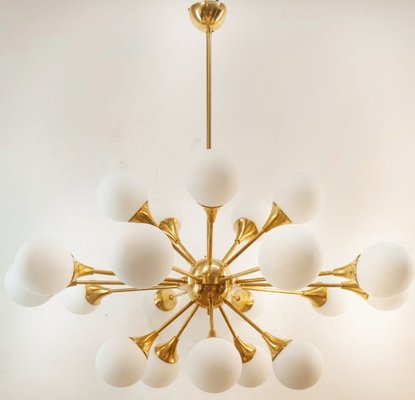 Sputnik Chandelier in Brass with Spherical Glass Shades-QLH-1816578