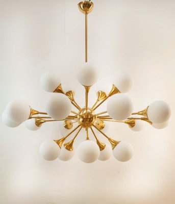 Sputnik Chandelier in Brass with Spherical Glass Shades-QLH-1816578