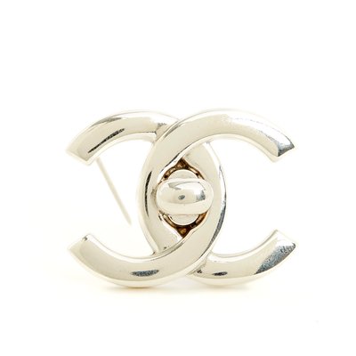 SS1996 CC Large Silver CC Turnlock Brooch by Chanel-NPN-2019998