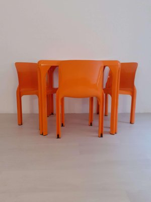 Stadium Table and Selene Chairs by Vico Magistretti for Artemide, Italy, 1970s, Set of 4-PCO-1806703