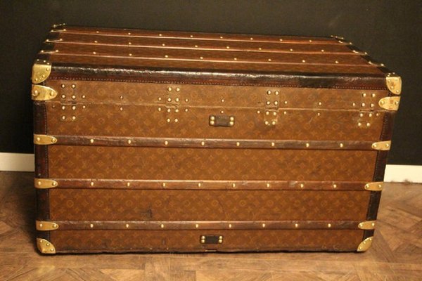 Steamer Trunk in Monogram from Louis Vuitton, 1920s-YF-1397538