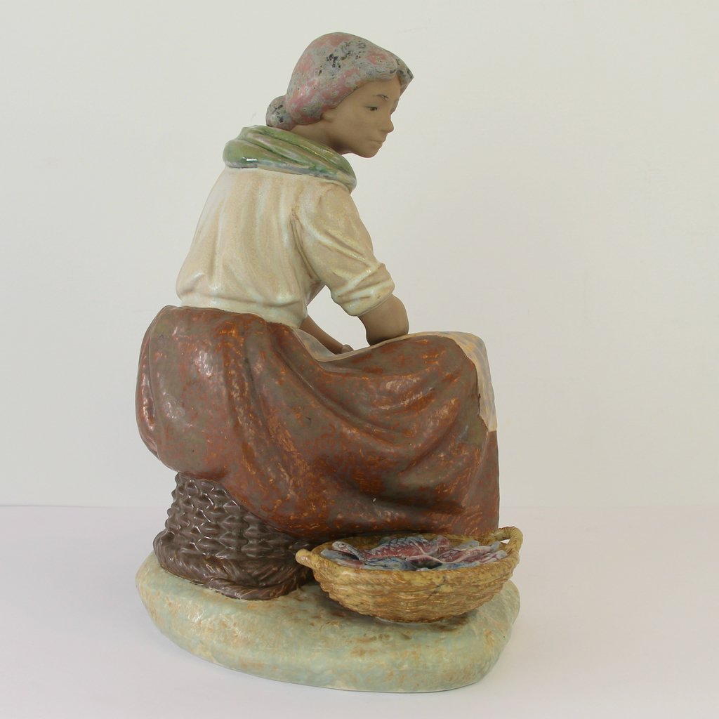 Stoneware Fishseller Sculpture by Vicente Martinez for LLadró, 1970s