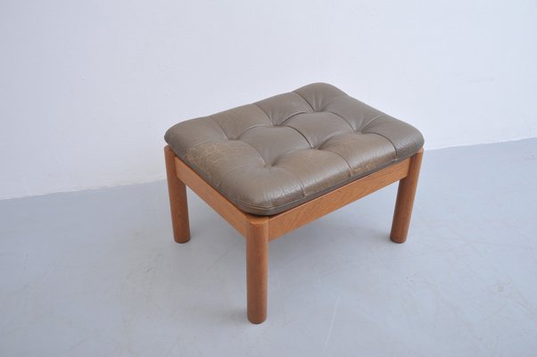 Stool or Footstool in Teak with Leather Cushion-ZE-990940