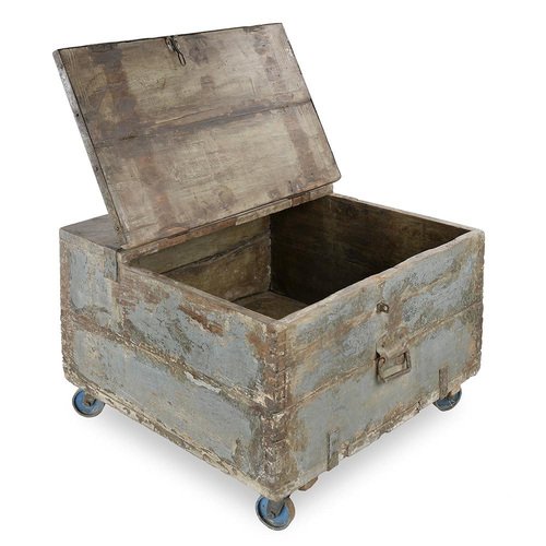 Storage Box on Wheels in Weathered Wood