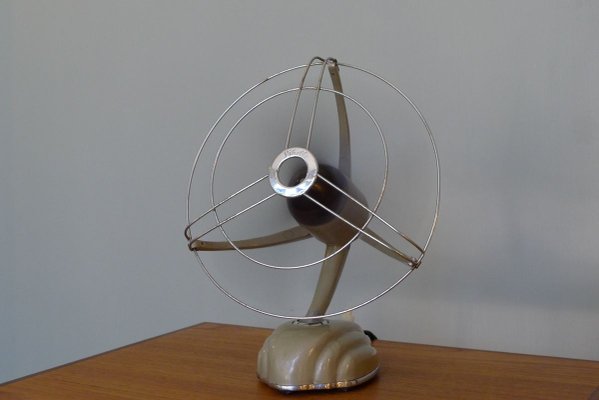 Streamline Sand Colored Model Libelle Fan from from Schoeller & Co., 1950s-VRE-715590