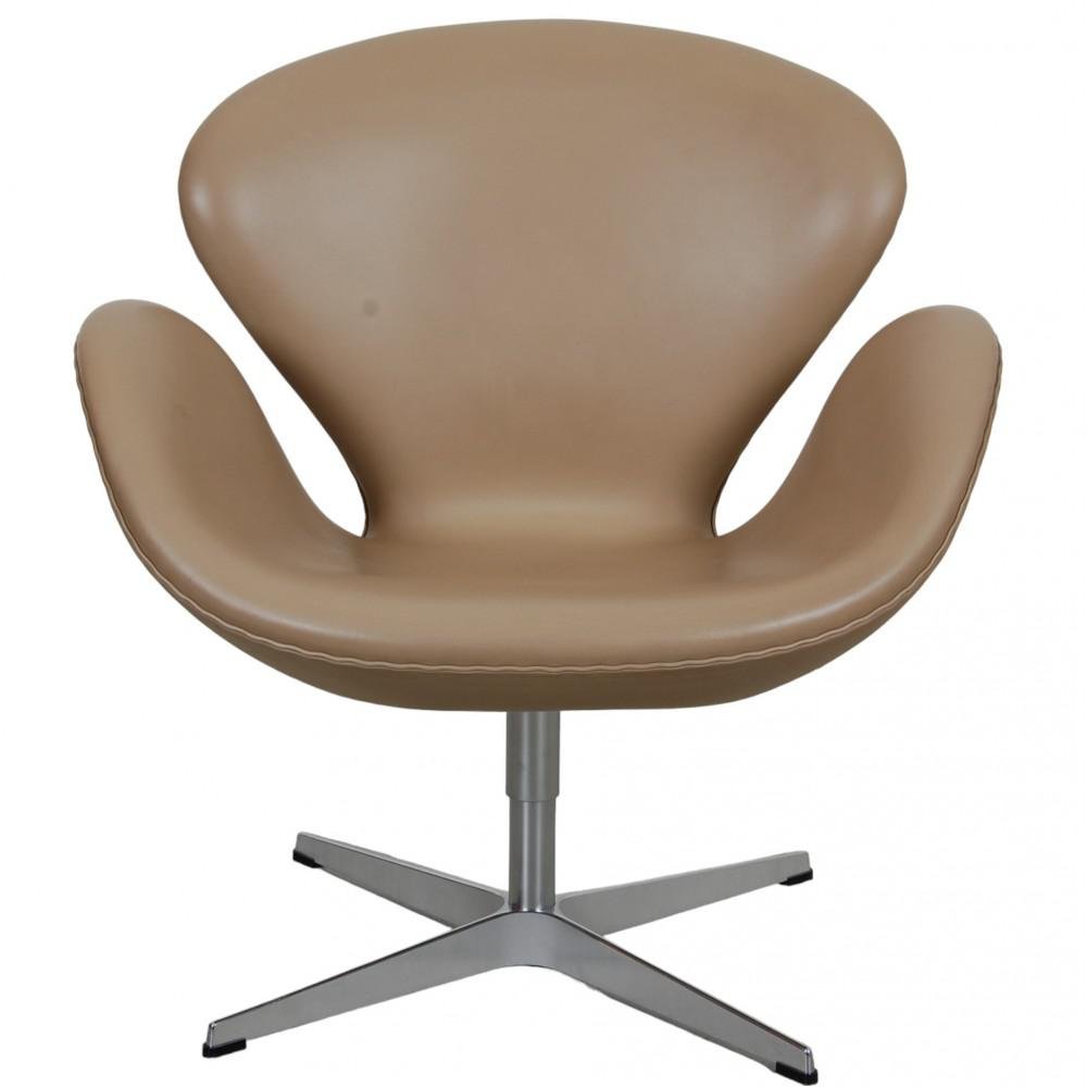 Swan Chair in Beige Essential Leather from Arne Jacobsen